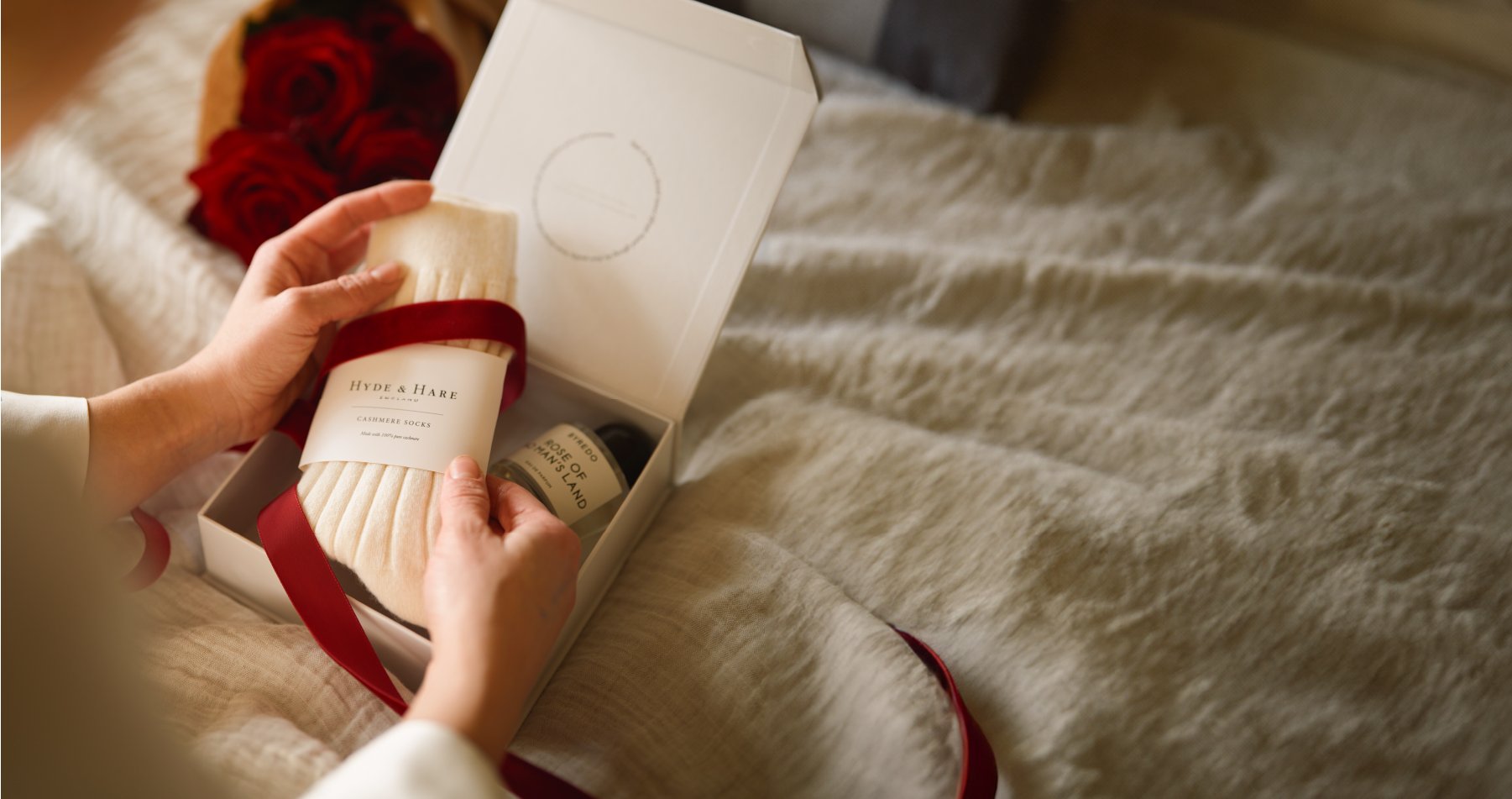 The Ultimate Guide to Men's Cashmere Bed Socks: Comfort and Style for the Modern Gentleman