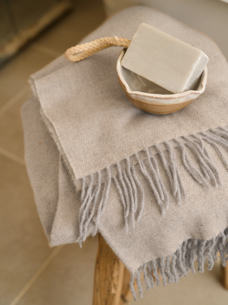 Morar Cashmere Throw & Dove