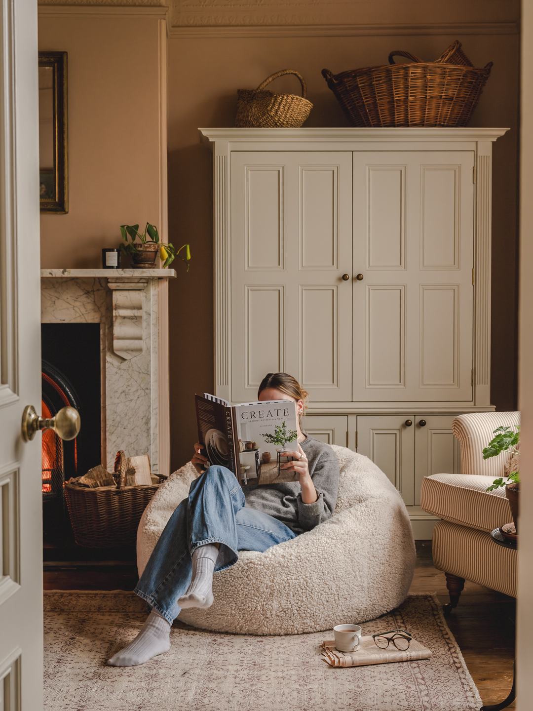 Giant Shearling Beanbag | Extra Large Beanbag | Moonlight – Hyde
