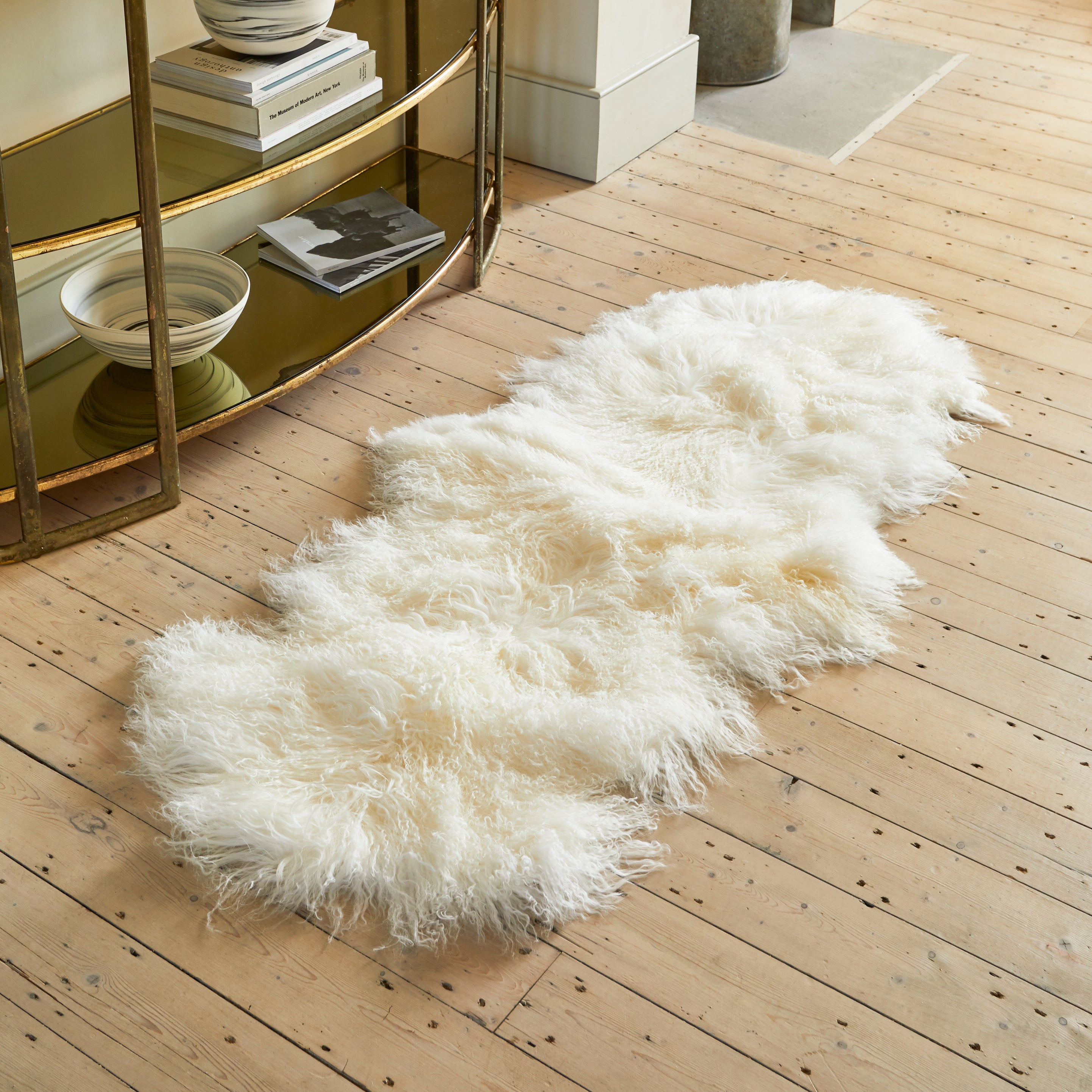 Double Tibetan Sheepskin Rug - White – Hyde & Hare