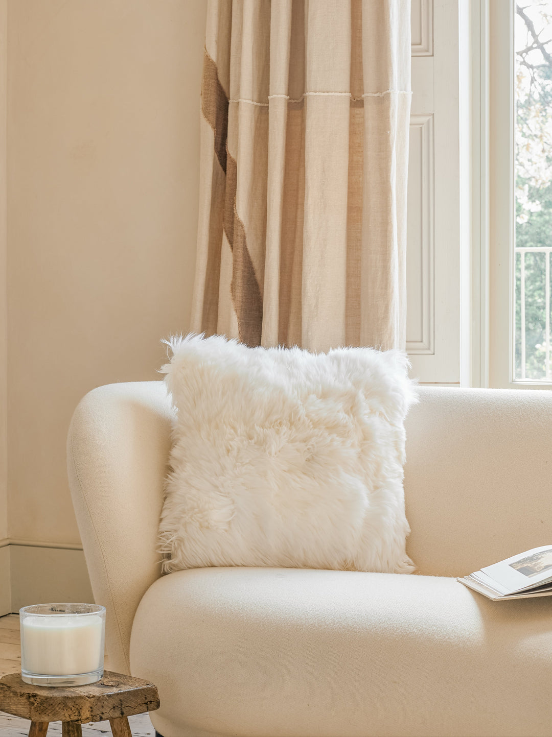Sheepskin Cushion - White – Hyde & Hare